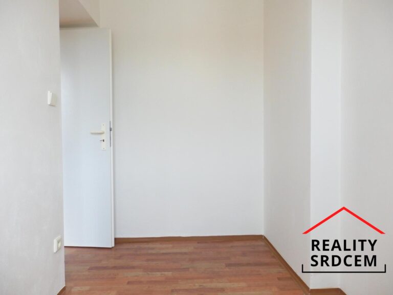 mikita-roman-realitni-makler-frydek-mistek-pronajem-byt