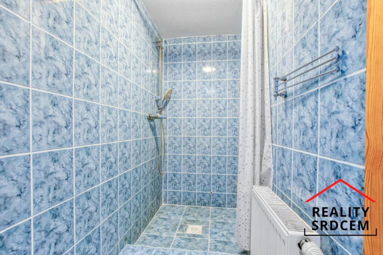 mikita-roman-realitni-makler-lucina-pronajem-rodinny-dum