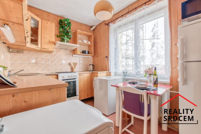 Ing.-Nela-Lesnakova-Matuskova-realitni-maklerka-prodej-bytu-21-ul.-Tr.-Tereskove-Karvine-13.jp