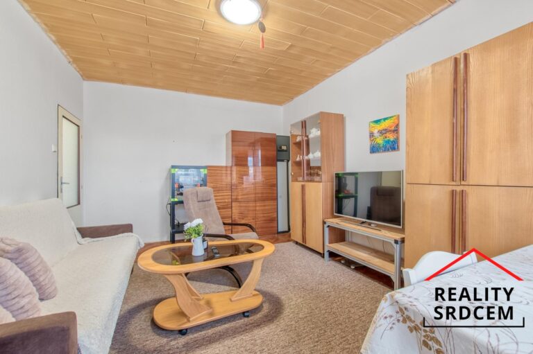 Ing.-Nela-Lesnakova-Matuskova-realitni-maklerka-prodej-bytu-21-ul.-Tr.-Tereskove-Karvine-19.jp