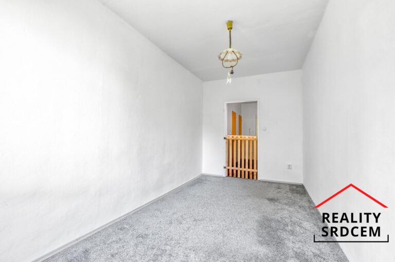 mikita-roman-realitni-makler-frydek-mistek-pronajem-byt