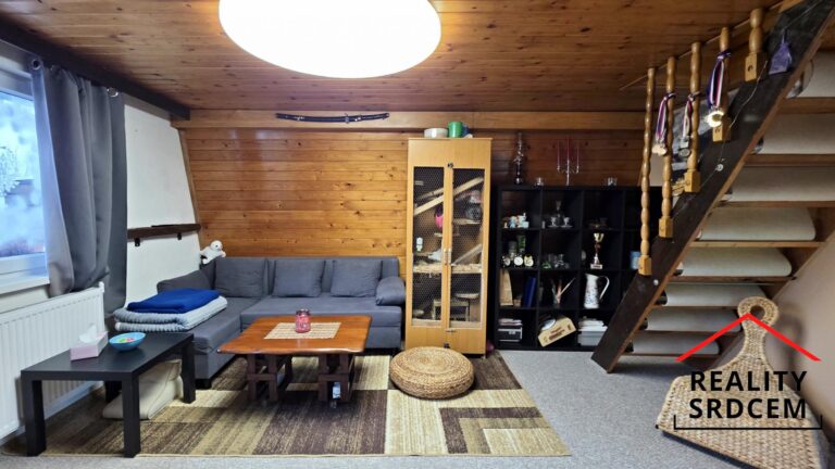 mikita-roman-realitni-makler-frydek-mistek-pronajem-chata