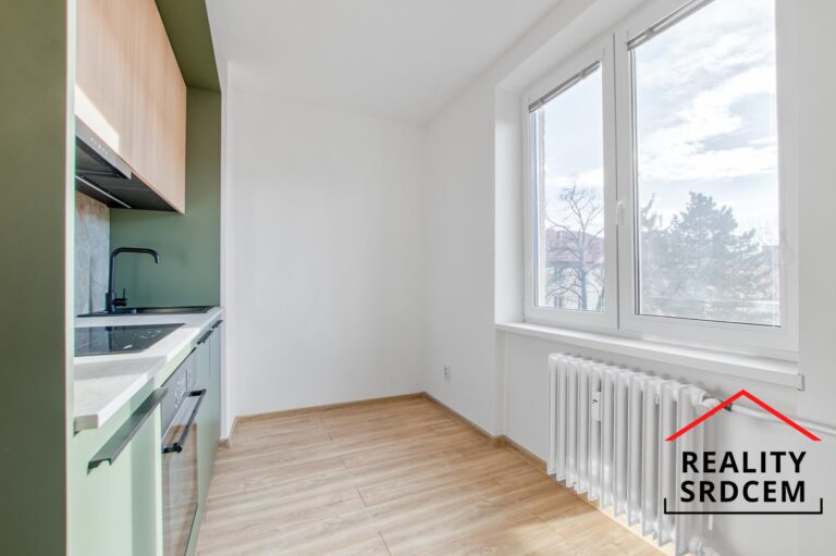 Michal-Lesnak-realitni-makler-Ostrava-prodej-pronajem-nemovitosti-sprava-najmu-realitni-kancelar-del