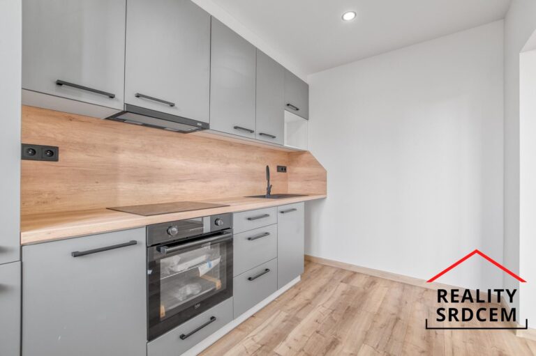 Michal-Lesnak-realitni-makler-pronajem-prodej-nemovitosti-sprava-najmu-realitni-kancelar-DELAME-REAL