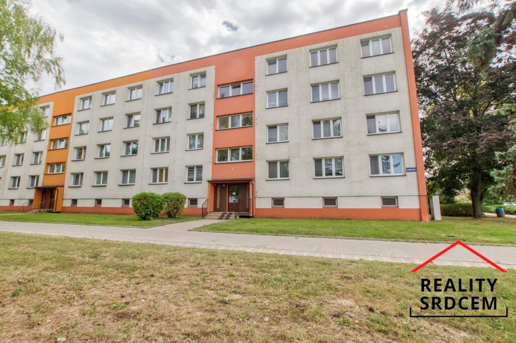 Prodej bytu 2+1, 63 m2, šatna + balkon, Masarykova třída, Orlová