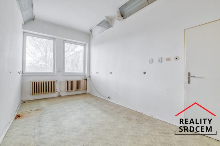 Michal-Lesnak-realitni-makler-prodej-pronajem-sprava-nemovitosti-Ostrava-realitni-kancelar-delame-re