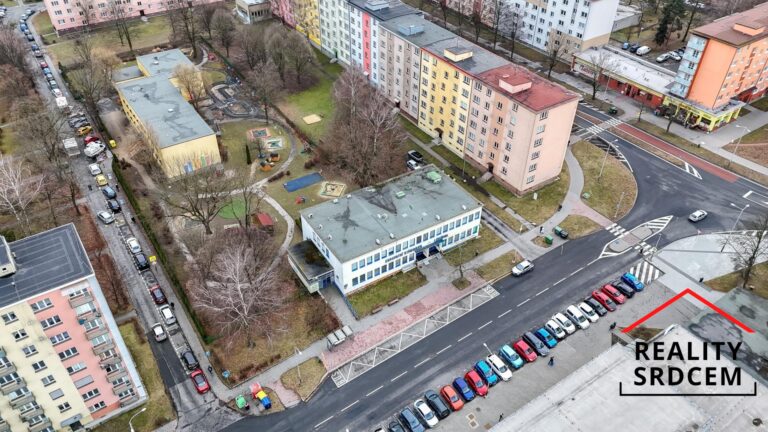 Michal-Lesnak-realitni-makler-prodej-pronajem-sprava-nemovitosti-Ostrava-realitni-kancelar-delame-re