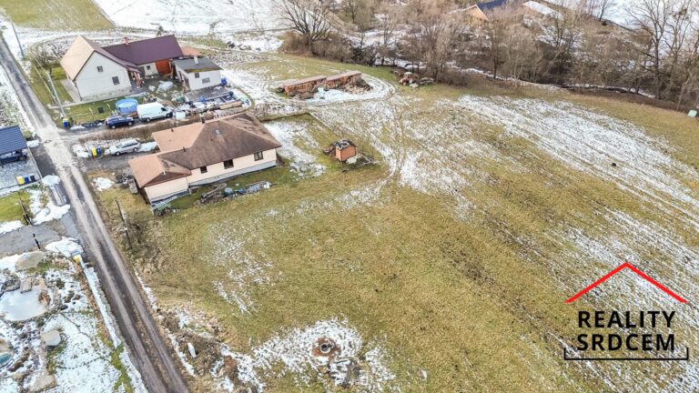 mikita-roman-realitni-makler-vojkovice-prodej-stavebni-pozemek
