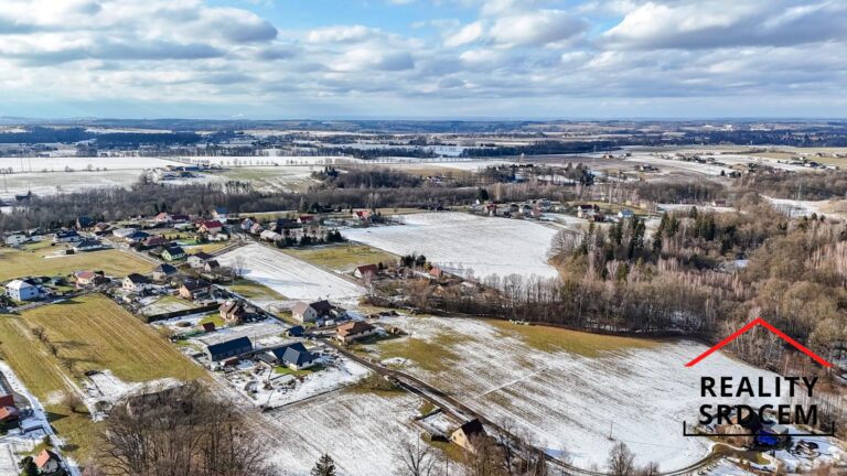 mikita-roman-realitni-makler-vojkovice-prodej-stavebni-pozemek