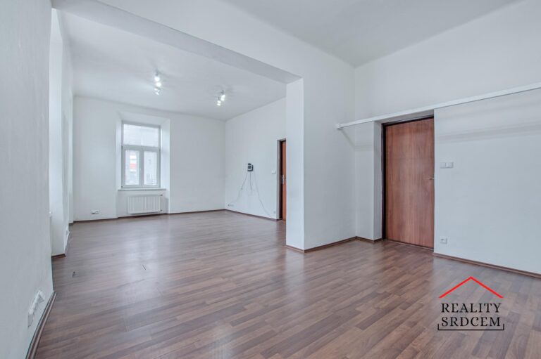 Michal-Lesnak-realitni-makler-Ostrava-realitni-kancelar-Karvina-reality-Opava-rekonstrukce-Frydek-Mi