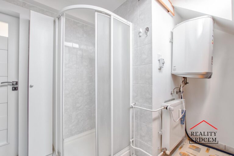 Michal-Lesnak-realitni-makler-Ostrava-realitni-kancelar-Karvina-reality-Frydek-Mistek-rekonstrukce-O