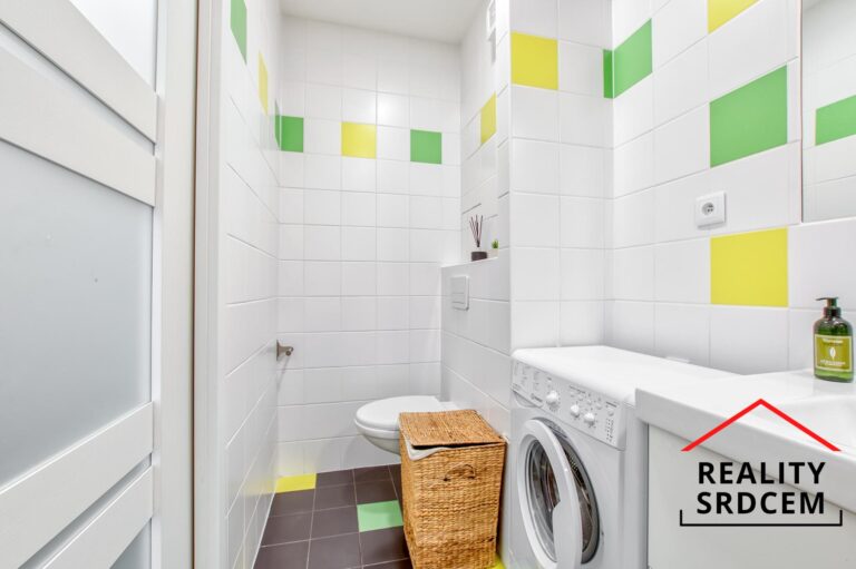 Michal-Lesnak-realitni-makler-Ostrava-Realitni-kancelar-karvina-Reality-Frydek-Mistek-Rekonstru