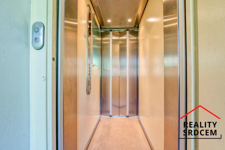 Michal-Lesnak-realitni-makler-Karvina-Delame-reality-srdcem-prodej-bytu-pronajem-bytu-prodej-byt-1