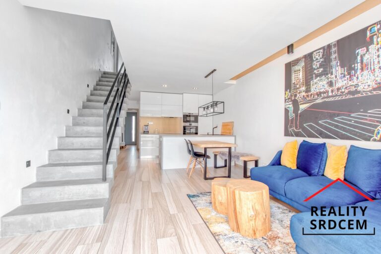 Michal-Lesnak-realitni-makler-delame-reality-srdcem-pronajem-domu-ostrava-radovy-dum-k-pronajmu-17