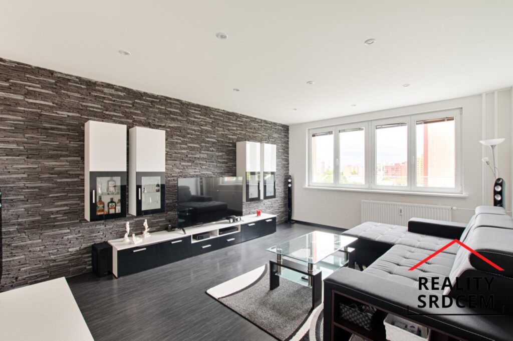 Michal-Lesnak-realitni-makler-Ostrava-Poruba-pronajem-prodej-nemovitosti-RK-delame-reality-srdcem-1