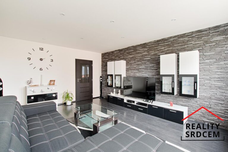 Michal-Lesnak-realitni-makler-Ostrava-Poruba-pronajem-prodej-nemovitosti-RK-delame-reality-srdcem-1