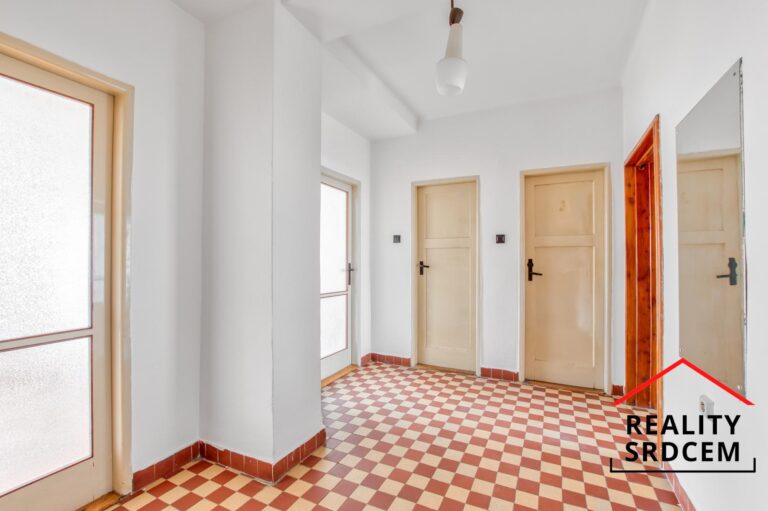 Michal-Lesnak-realitni-makler-Ostrava-prodej-bytu-v-centru-realitni-kancelar-Karvina-Delame-reality