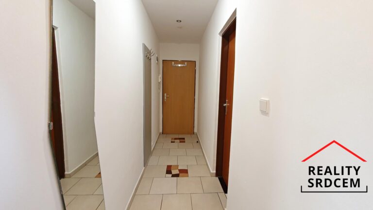 mikita-roman-realitni-makler-frydek-mistek-podnajem-byt-podkrovni-2kk