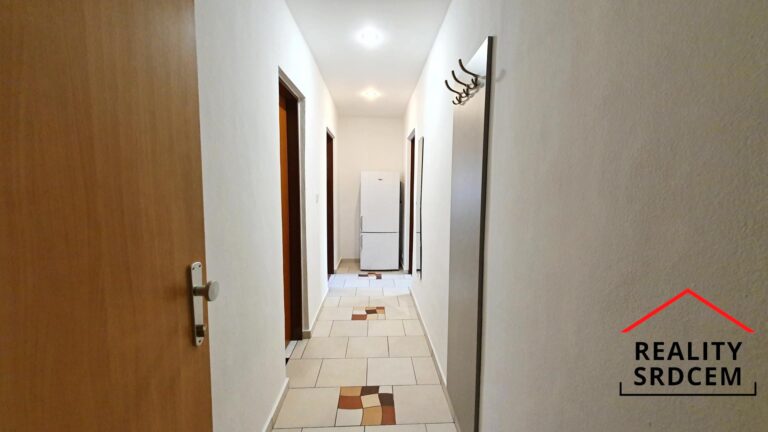 mikita-roman-realitni-makler-frydek-mistek-podnajem-byt-podkrovni-2kk