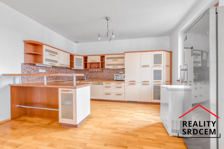 Michal-Lesnak-rezidence-prodej-pronajem-byt-ostrava-realitni-kancelar-delame-reality-srdcem-realitni