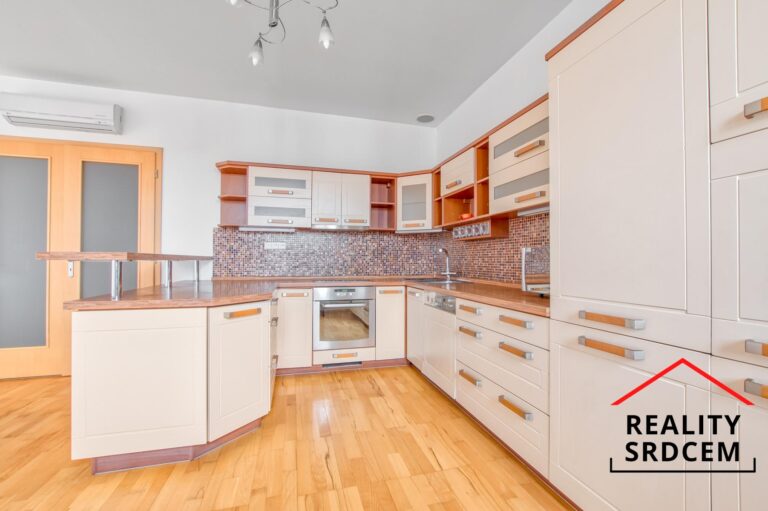 Michal-Lesnak-rezidence-prodej-pronajem-byt-ostrava-realitni-kancelar-delame-reality-srdcem-realitni