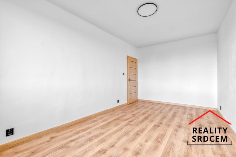 Delame_reality_srdcem_realitni_kancelar_realitni_makler_nela_matuskova_michal_lesnak_prodej_pronajem