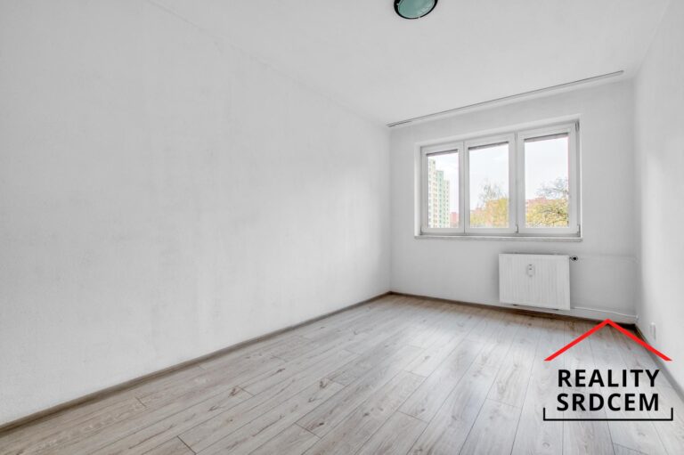 mikita-roman-realitni-makler-frydek-mistek-pronajem-byt-2kk