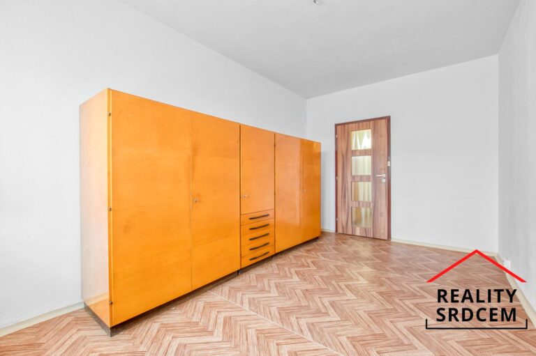 mikita-roman-realitni-makler-frydek-mistek-prodej-byt-2kk