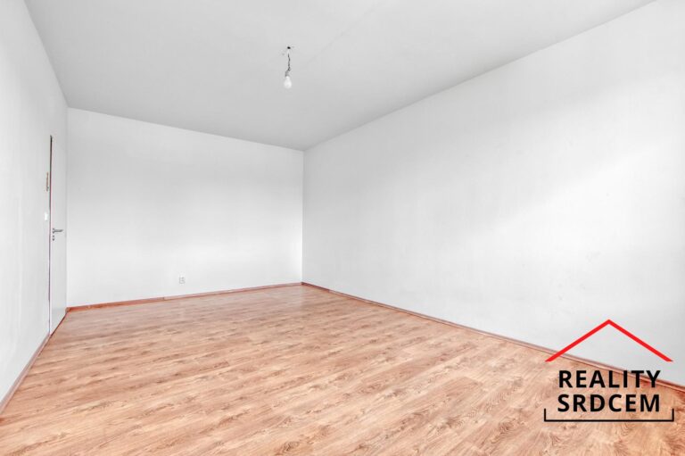 mikita-roman-realitni-makler-frydek-mistek-pronajem-byt-21