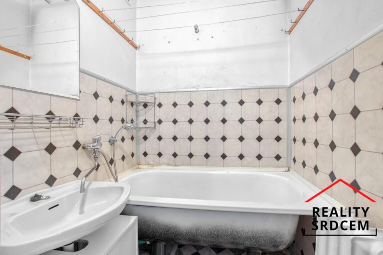 mikita-roman-realitni-makler-frydek-mistek-pronajem-byt