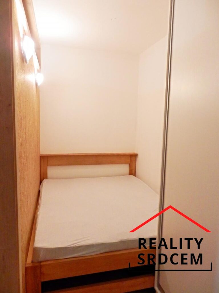 mikita-roman-realitni-makler-frydek-mistek-pronajem-byt