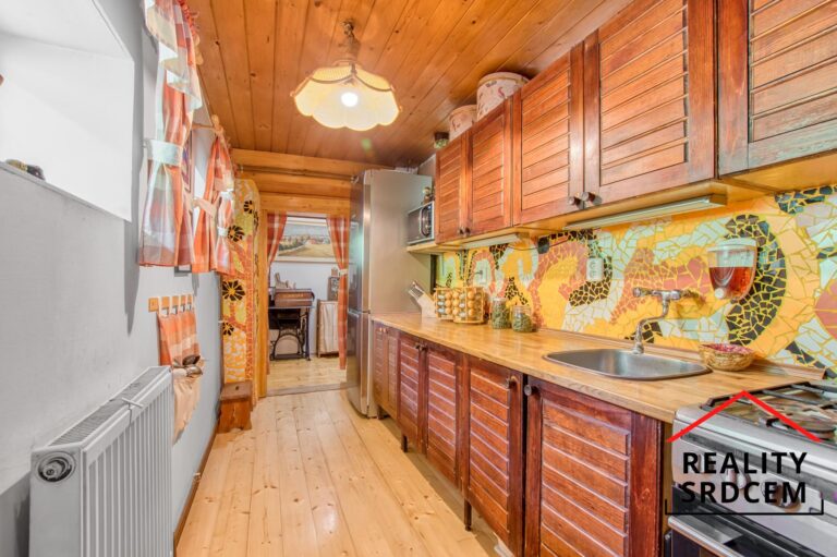 mikita-roman-realitni-makler-metylovice-prodej-roubenka