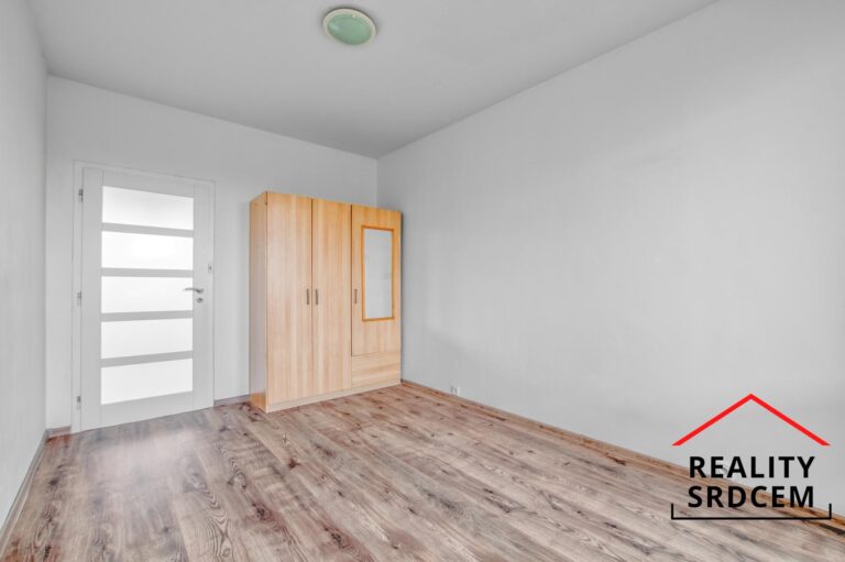 mikita-roman-realitni-makler-frydek-mistek-pronajem-byt