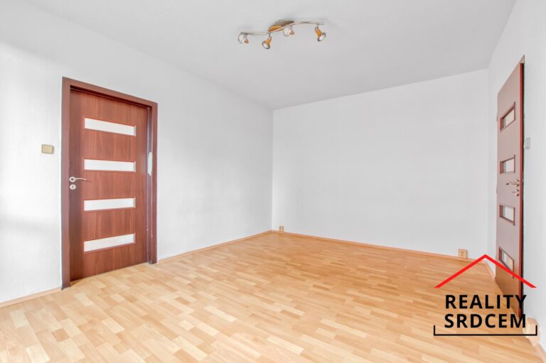 mikita-roman-realitni-makler-frydek-mistek-pronajem-byt