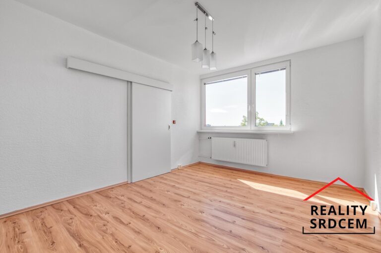 mikita-roman-realitni-makler-frydek-mistek-pronajem-byt