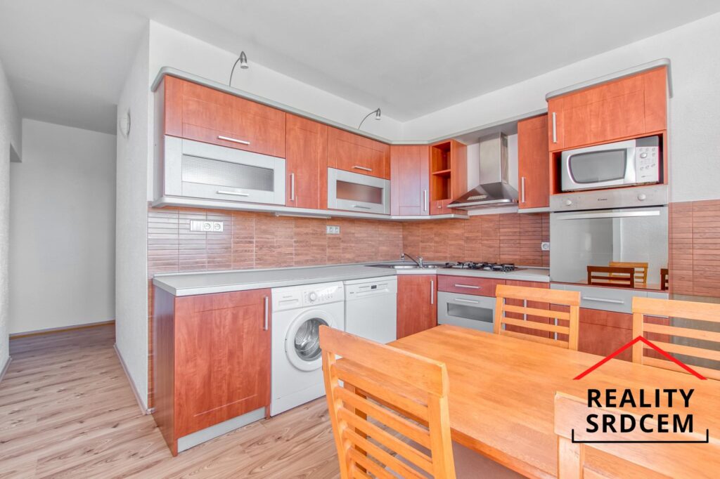 mikita-roman-realitni-makler-frydek-mistek-pronajem-byt