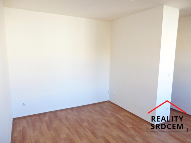 mikita-roman-realitni-makler-frydek-mistek-pronajem-byt