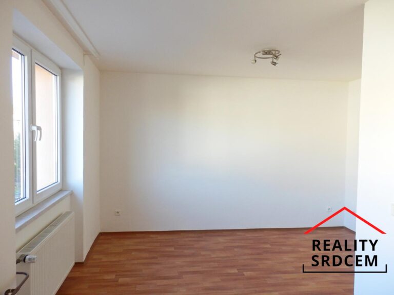 mikita-roman-realitni-makler-frydek-mistek-pronajem-byt