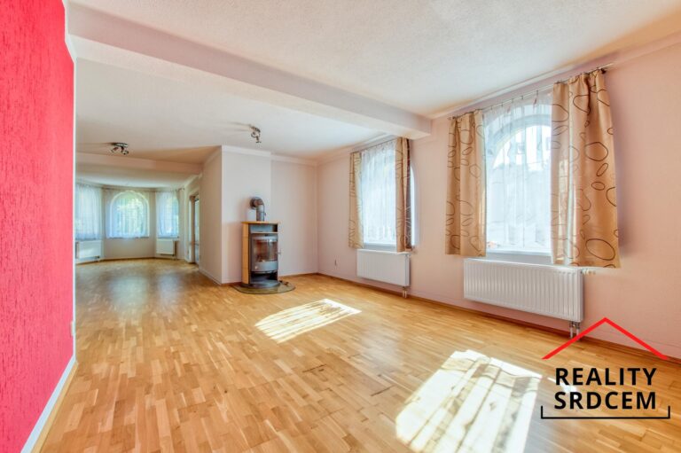 Michal-lesnak-profesionalni-realitni-makler-prodej-pronajem-nemovitosti-realitni-kancelar-delame-rea