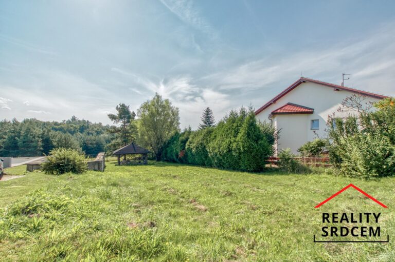 Michal-lesnak-prodej-nemovitosti-pozemek-profesionalni-realitni-makler-realitni-kancelar-delame-real