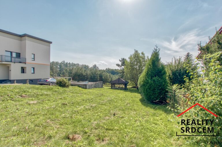 Michal-lesnak-prodej-nemovitosti-pozemek-profesionalni-realitni-makler-realitni-kancelar-delame-real