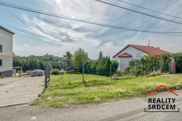 Michal-lesnak-prodej-nemovitosti-pozemek-profesionalni-realitni-makler-realitni-kancelar-delame-real