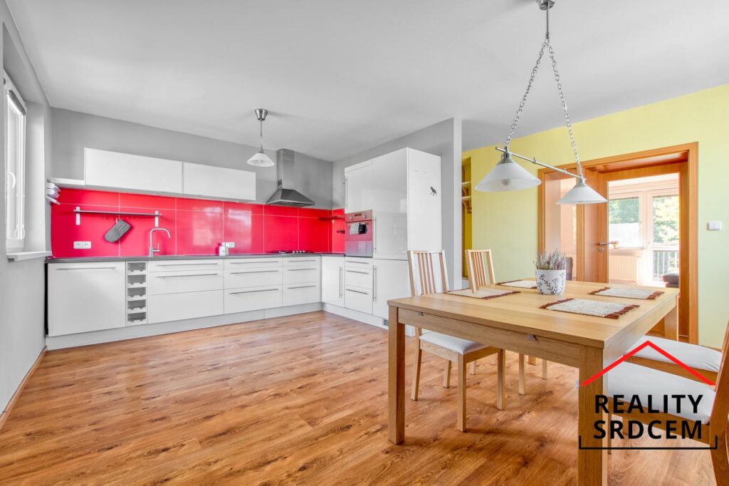 mikita-roman-realitni-makler-nydek-trinec-pronajem-byt