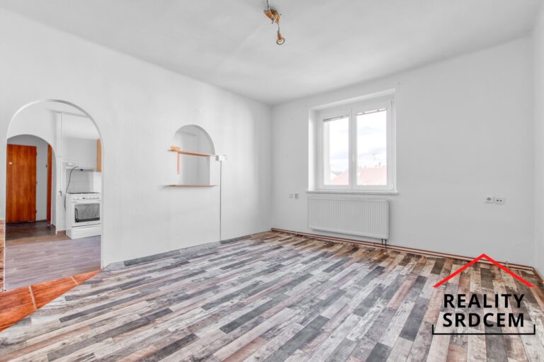 mikita-roman-realitni-makler-frydek-mistek-liskovec-pronajem-byt