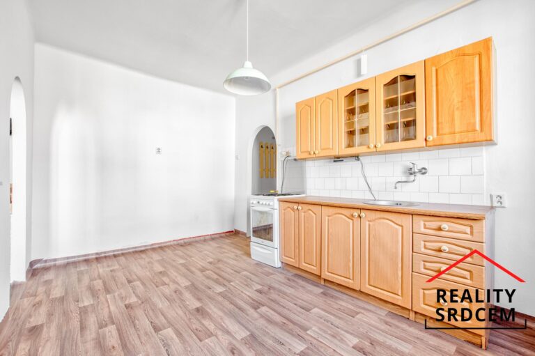 mikita-roman-realitni-makler-frydek-mistek-liskovec-pronajem-byt