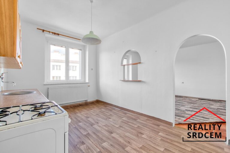 mikita-roman-realitni-makler-frydek-mistek-liskovec-pronajem-byt