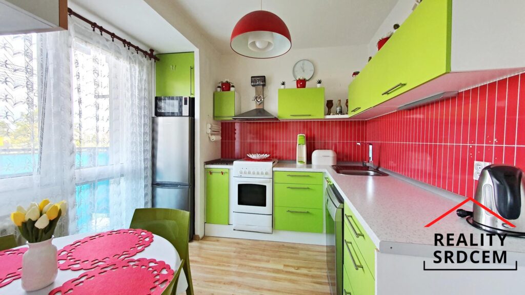 mikita-roman-realitni-makler-ostrava-poruba-pronajem-byt