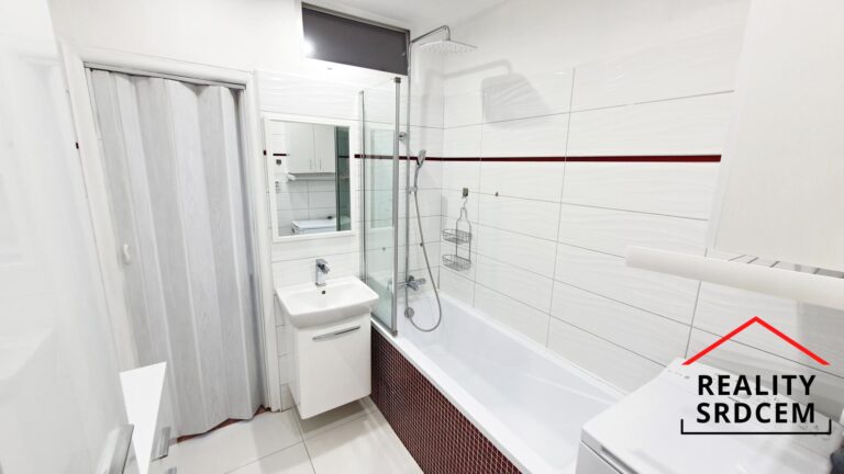 mikita-roman-realitni-makler-ostrava-poruba-pronajem-byt