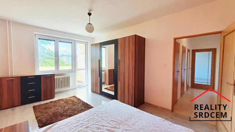 mikita-roman-realitni-makler-trinec-lyzbice-podnajem-byt