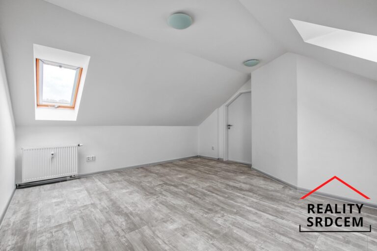 Michal-Lesnak-profesionalni-realitni-makler-prodej-pronajem-bytu-domu-chat-pozemku-Ostrava-Frydek-Mi